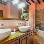 Panoramic With Pool In Lunigiana * 피비쟈노