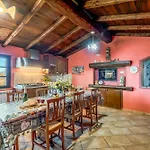 Panoramic With Pool In Lunigiana *