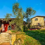 펜션 Panoramic With Pool In Lunigiana