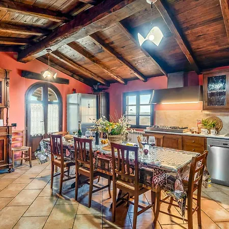 Panoramic With Pool In Lunigiana Tatil Evi Fivizzano