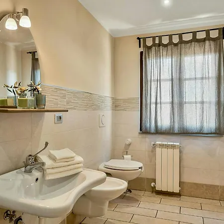 Tatil Evi Panoramic With Pool In Lunigiana Fivizzano